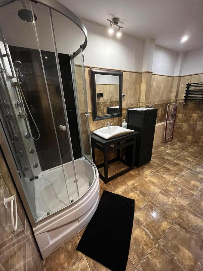 Apartament Centrum-Zwyciestwa Gliwice Buitenkant foto